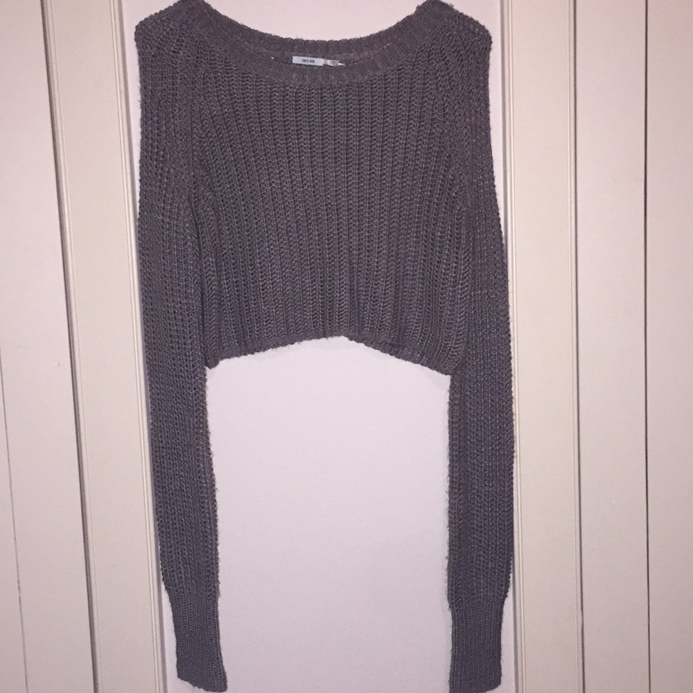 Urban outfitters Gray cropped sweater